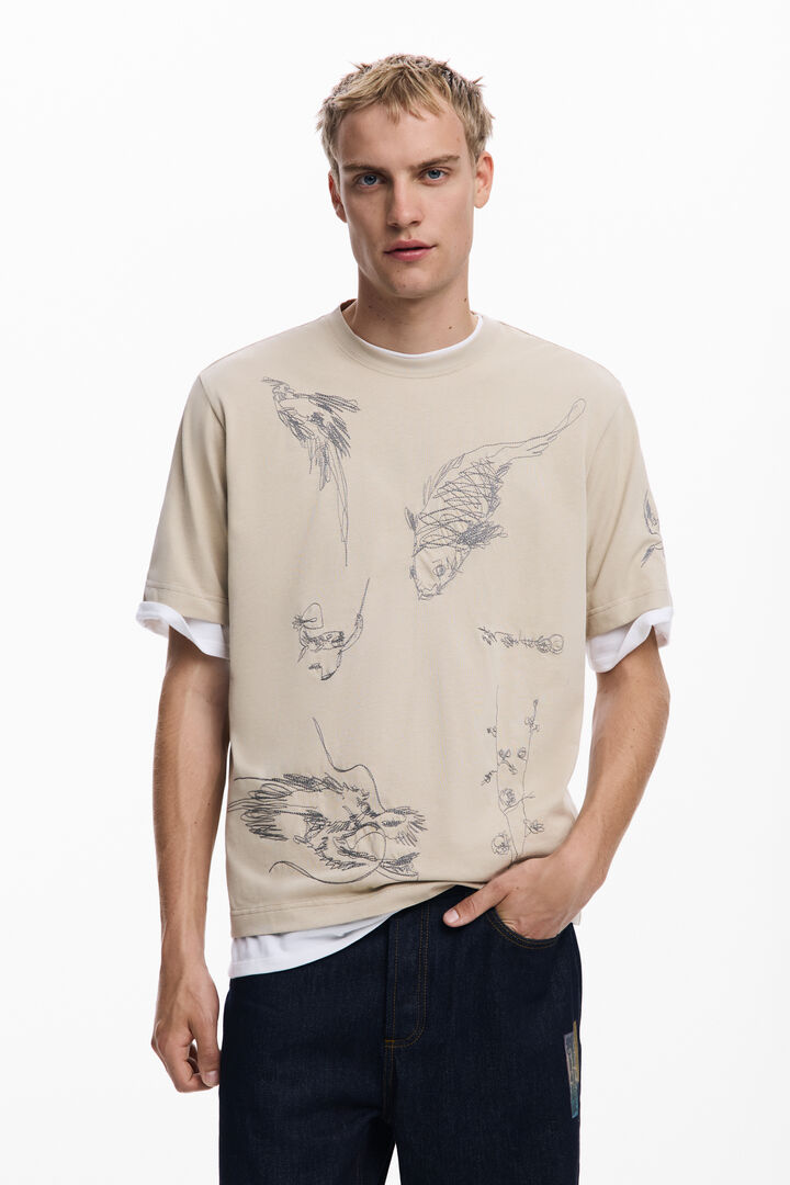 T-shirt with carp drawings