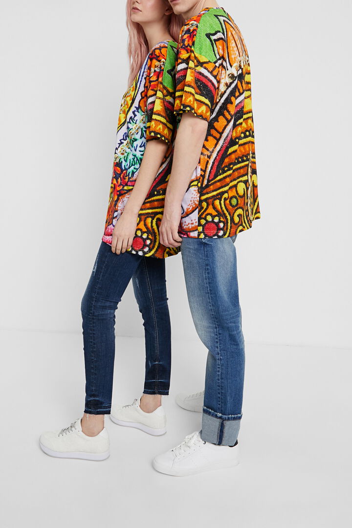 Unisex-T-Shirt mit Hindu-Motiven | Desigual