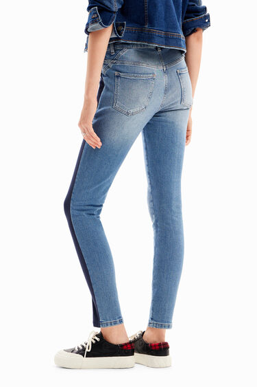 Vaqueros slim franja | Desigual