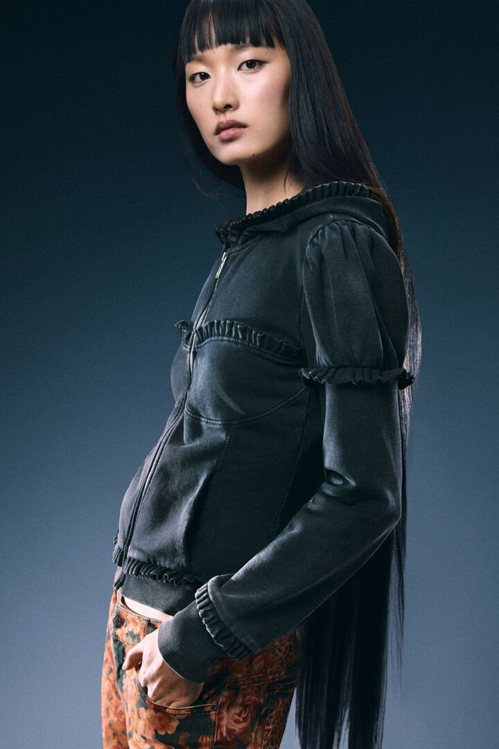 puff sleeve jacket