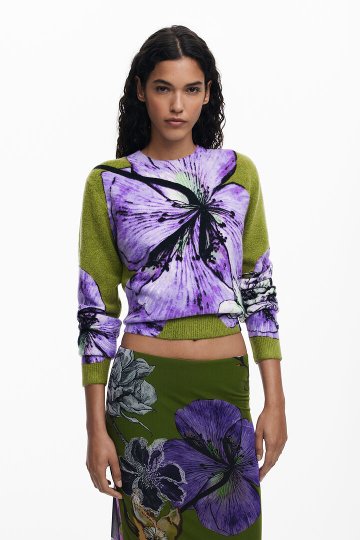 Skirt designed by Mr. Christian Lacroix | Desigual