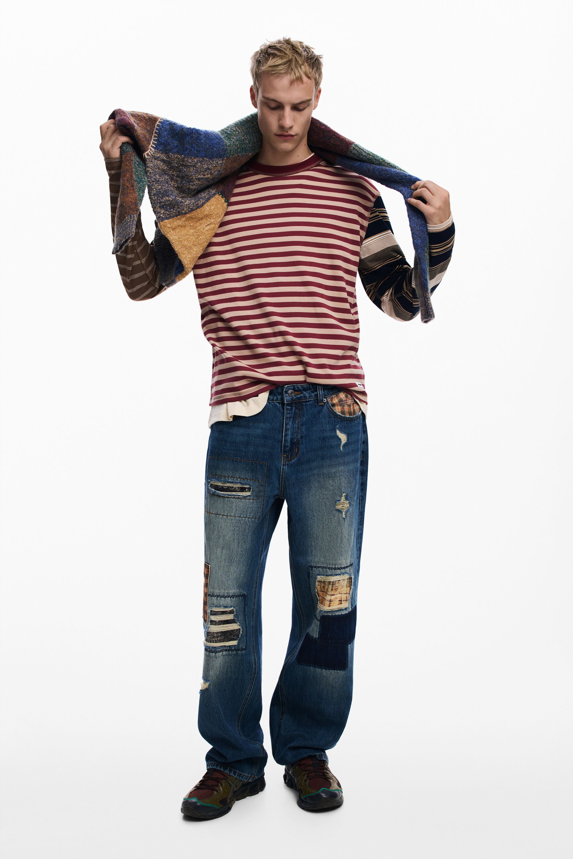 Pantalón vaquero patch