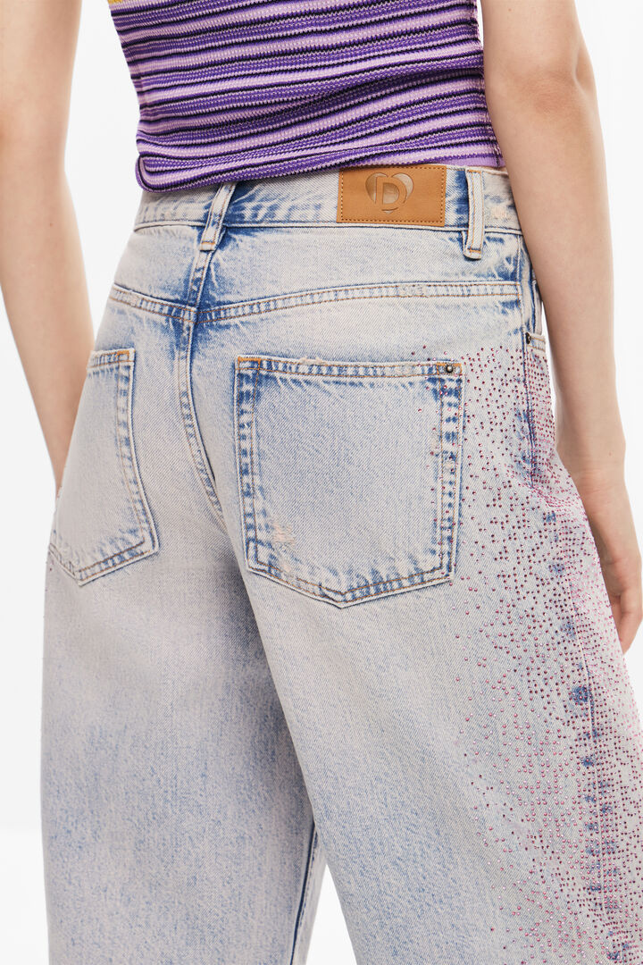Straight jeans with rhinestones | Desigual