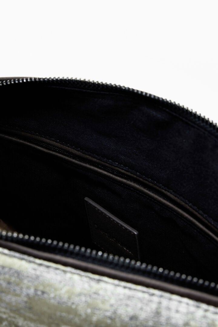 Bag designed by Mr. Christian Lacroix | Desigual