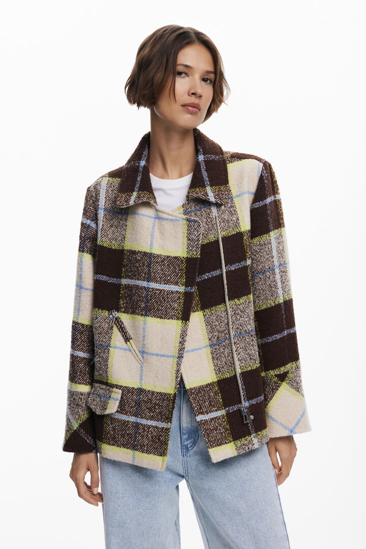 Krátký károvaný dvouřadý kabát