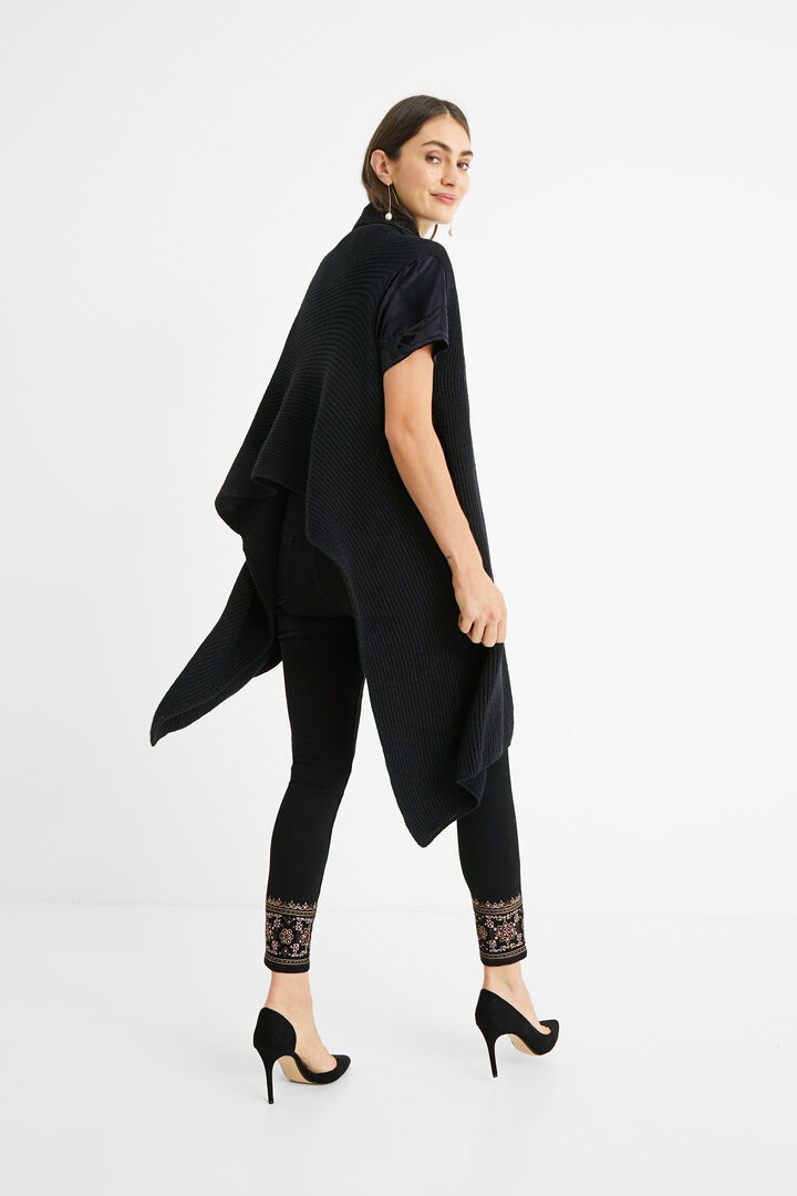 Long vest style scarf | Desigual