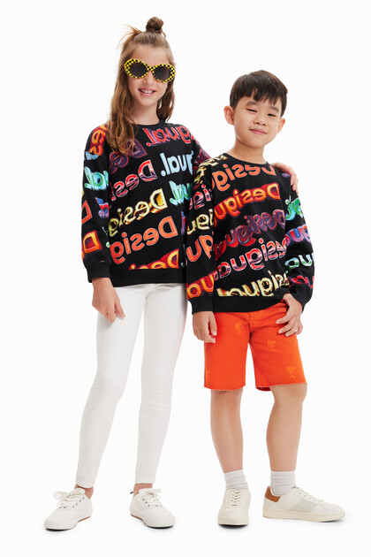 Sweater 3-D-Logos