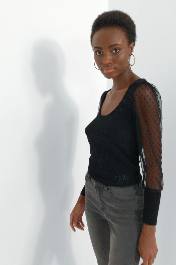 Top mangas transparentes | Desigual