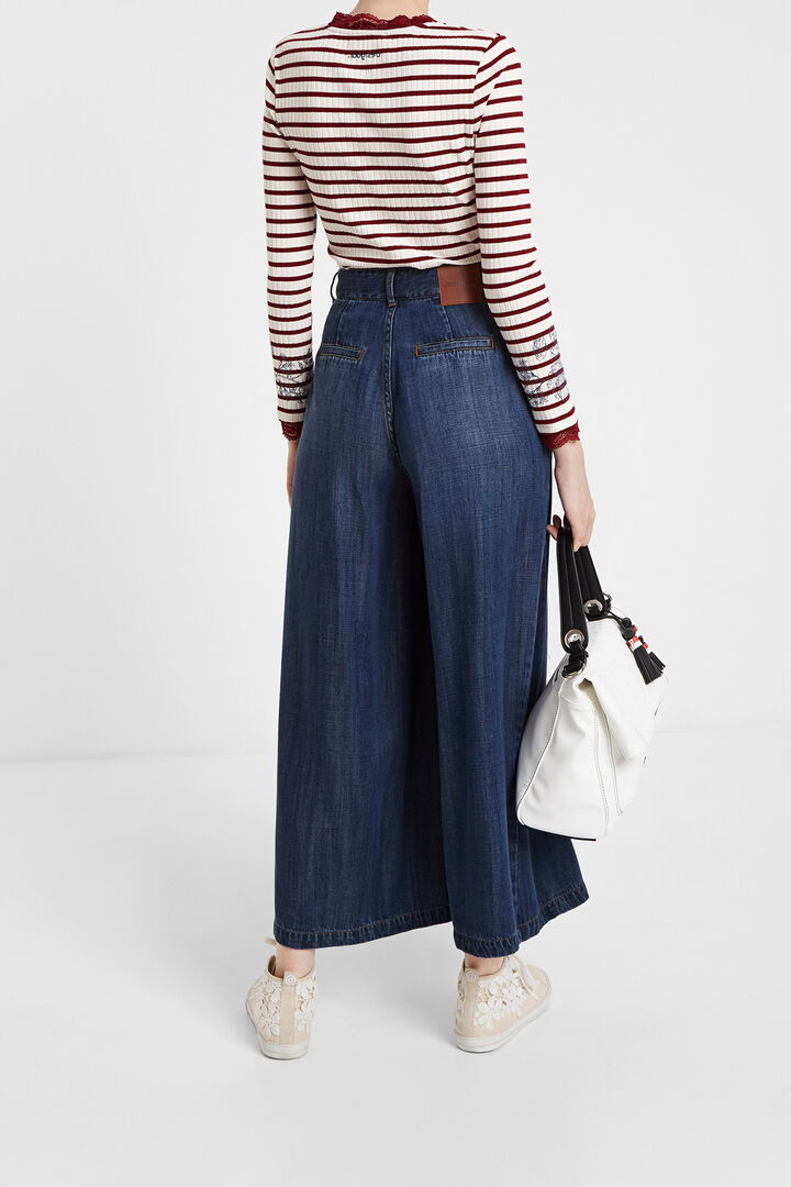 Blumiges Shirt mit Streifen und Spitze | Desigual