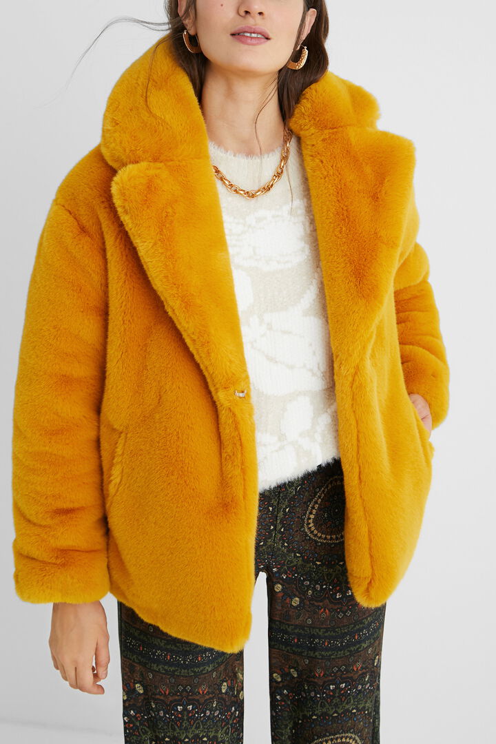 Oversize plush jacket | Desigual