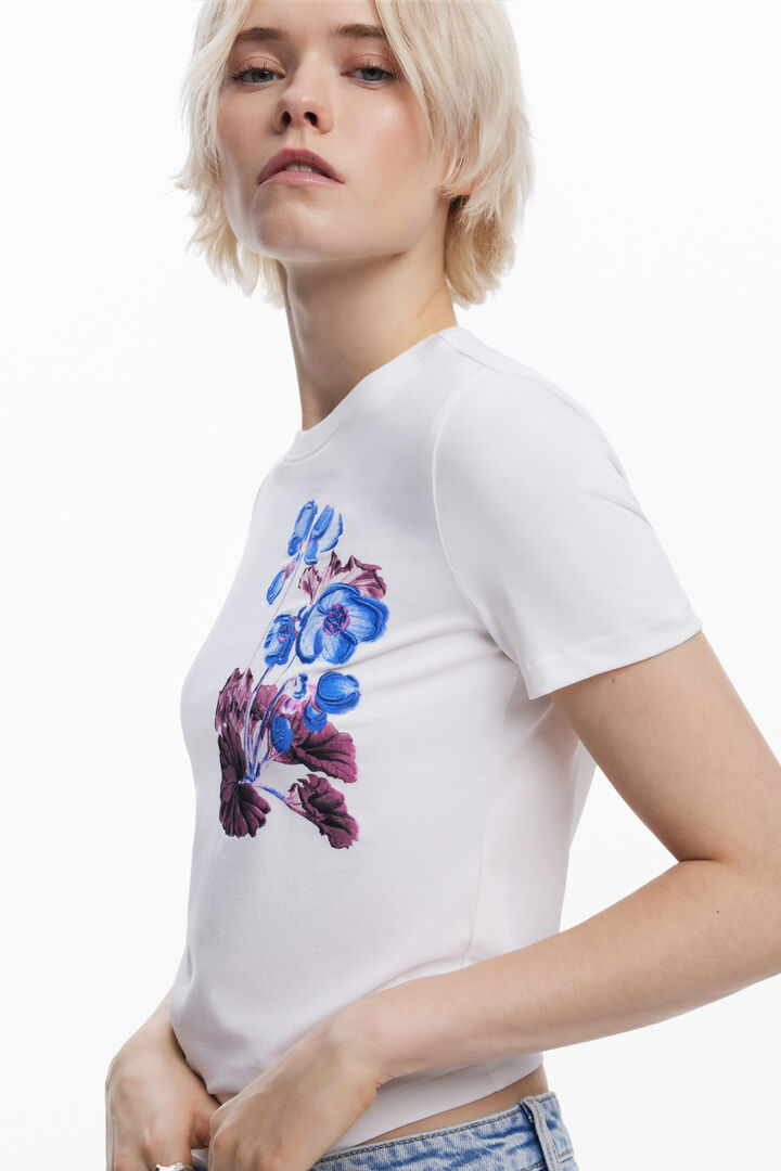 T-shirt designed by Mr. Christian Lacroix | Desigual