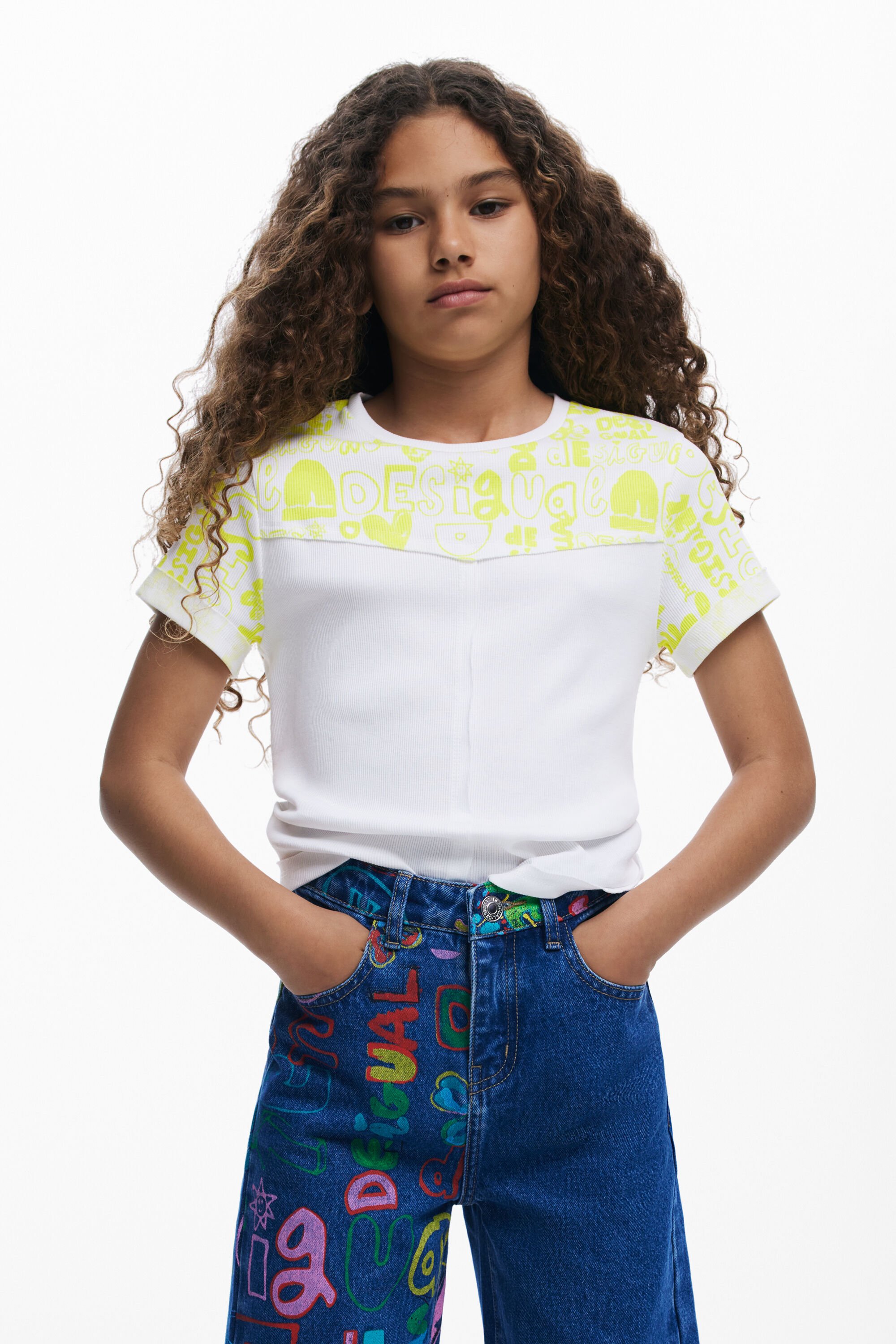 T-shirt met korte mouwen en lettering