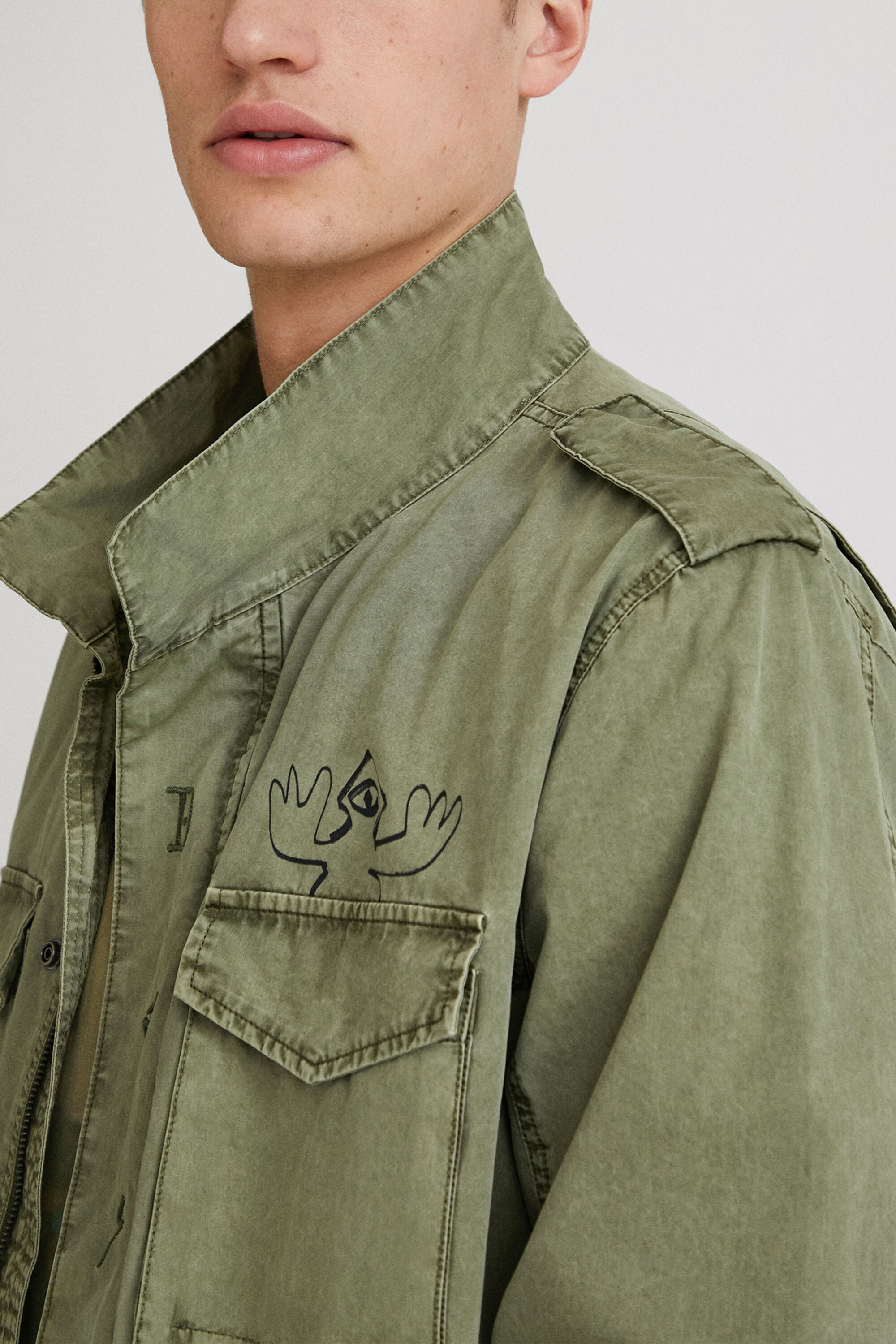 ポケット ミリタリーモッズジャケット | Desigual.com ポケット ミリタリーモッズジャケット | Desigual.com