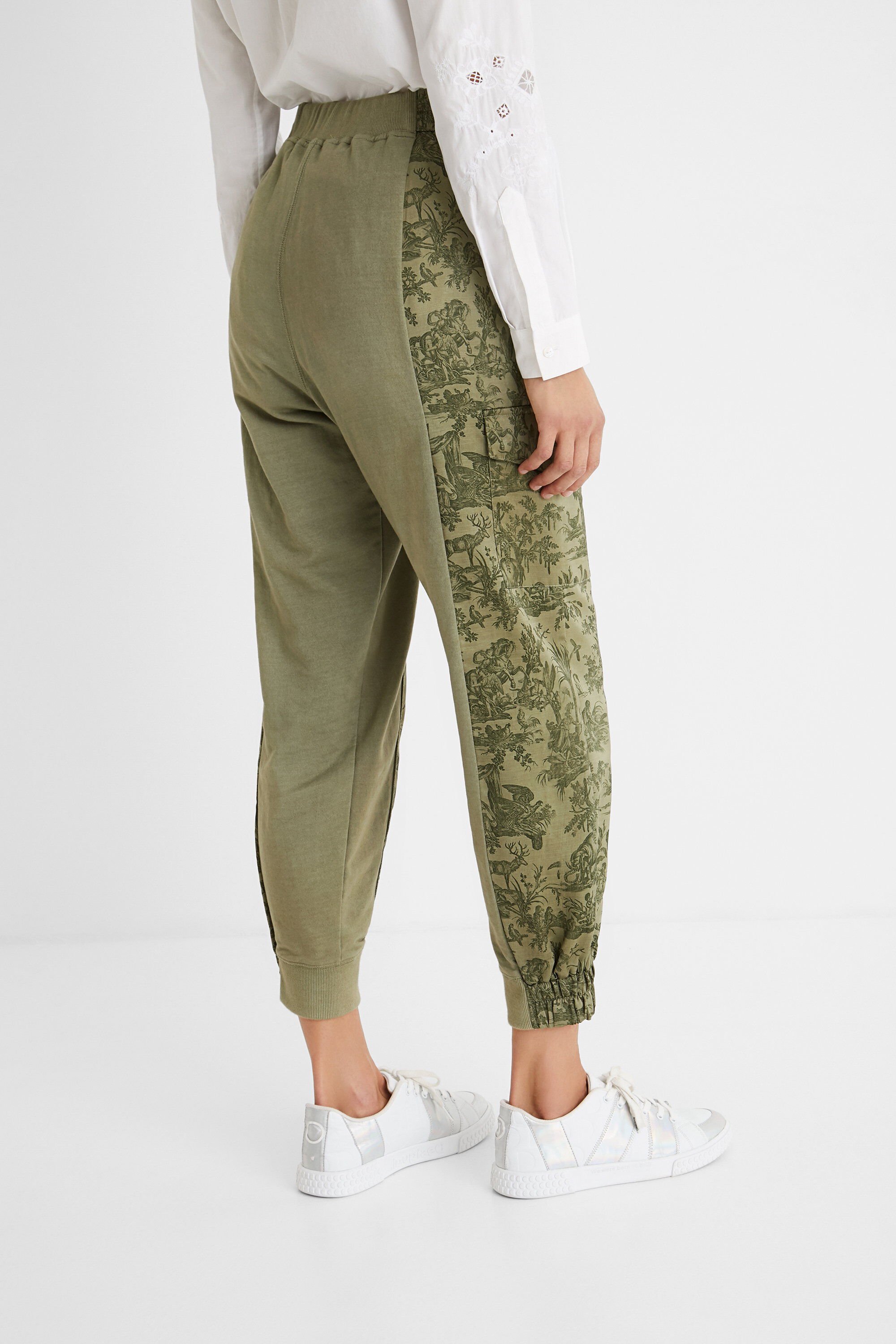 Jogger cargo camoflower | Desigual.com