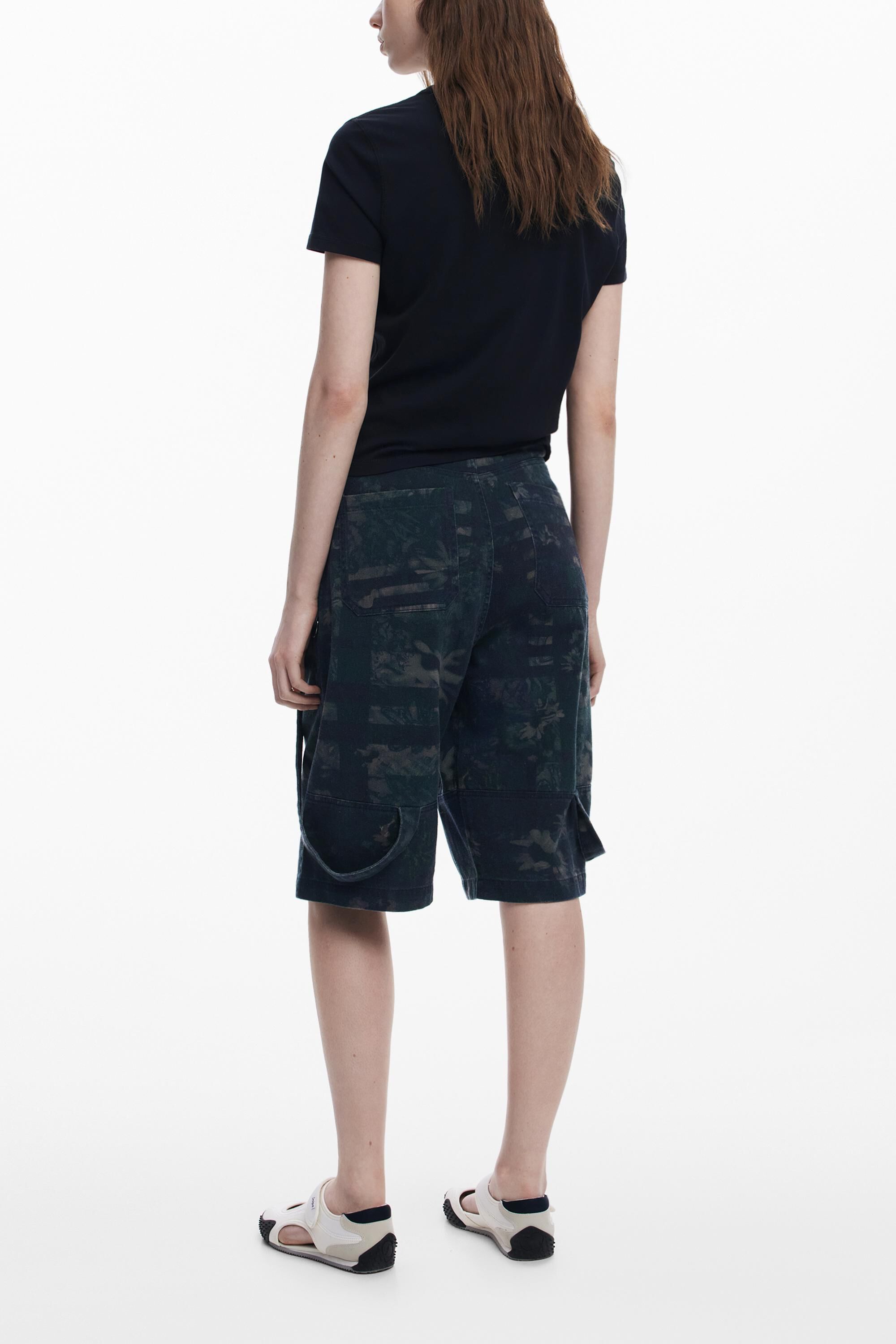 Bermuda jort Collina Strada 女性用 I Desigual.com