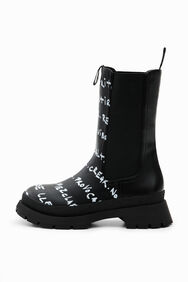 High Chelsea boots with messages | Desigual