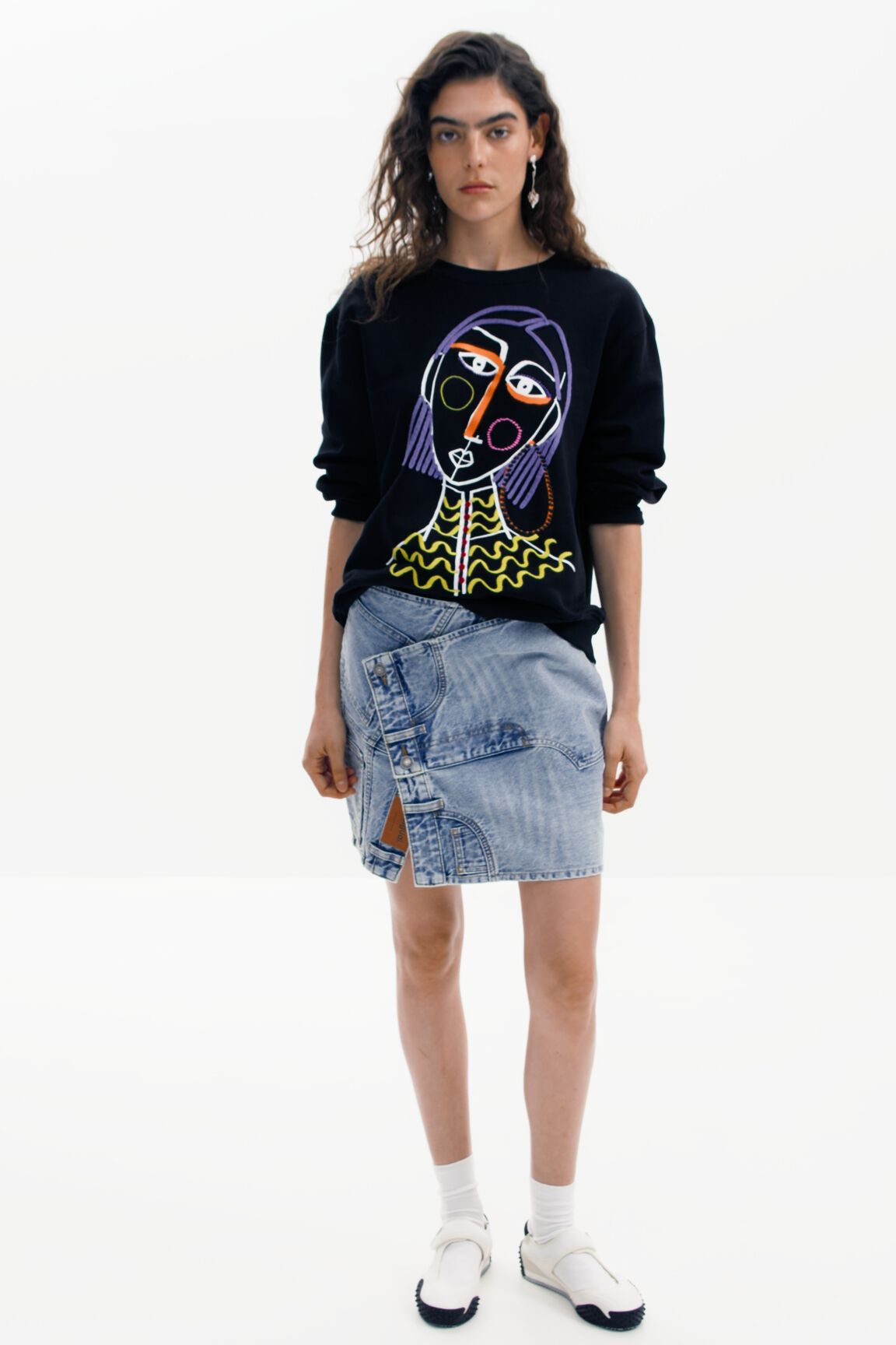 プリントスウェット 女性用 I Desigual.com