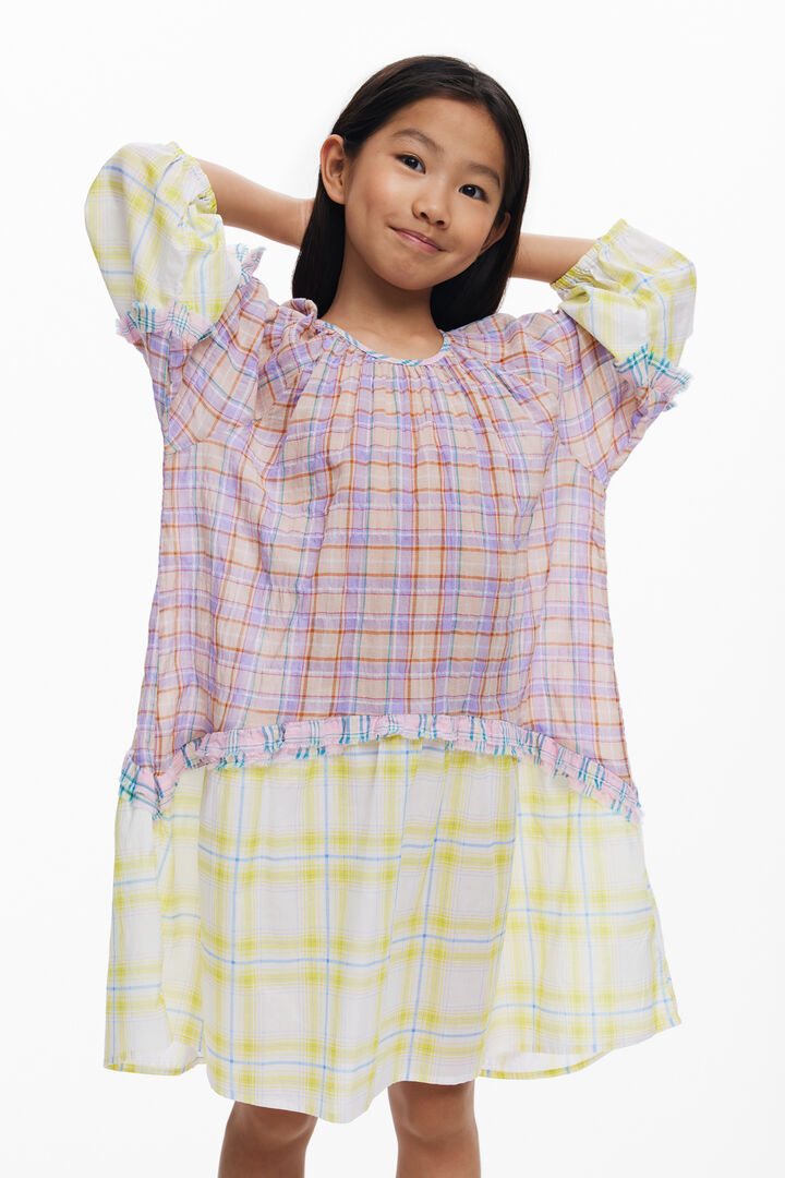 Checkered dress with ruffle