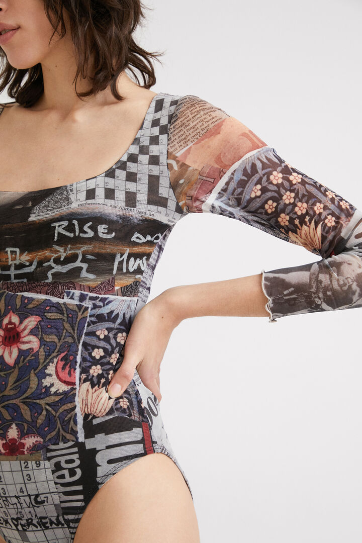 Újságpapír mintás tüll body | Desigual