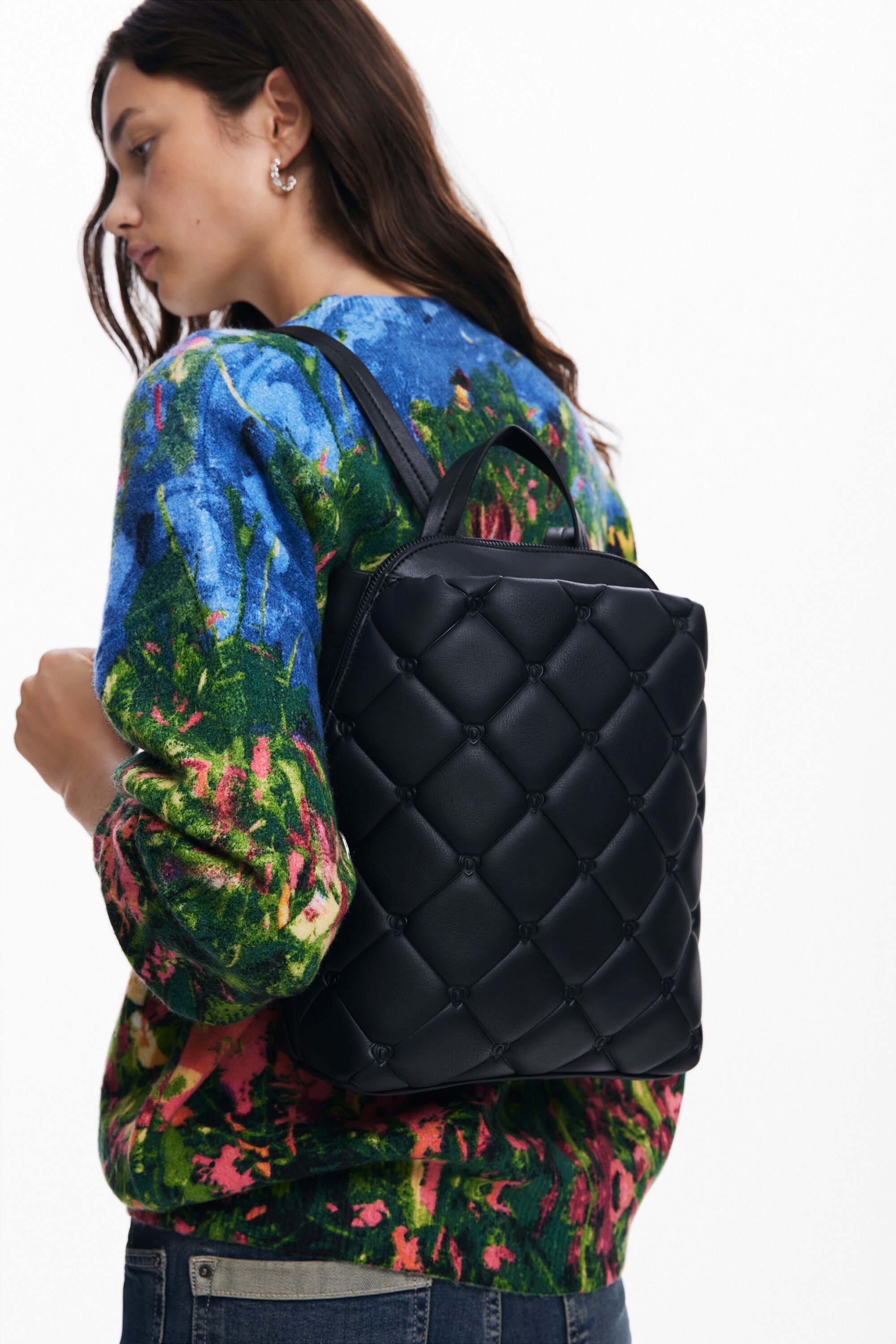 Desigualのバック 小さなキルティングバックパック 女性用 I Desigual.com