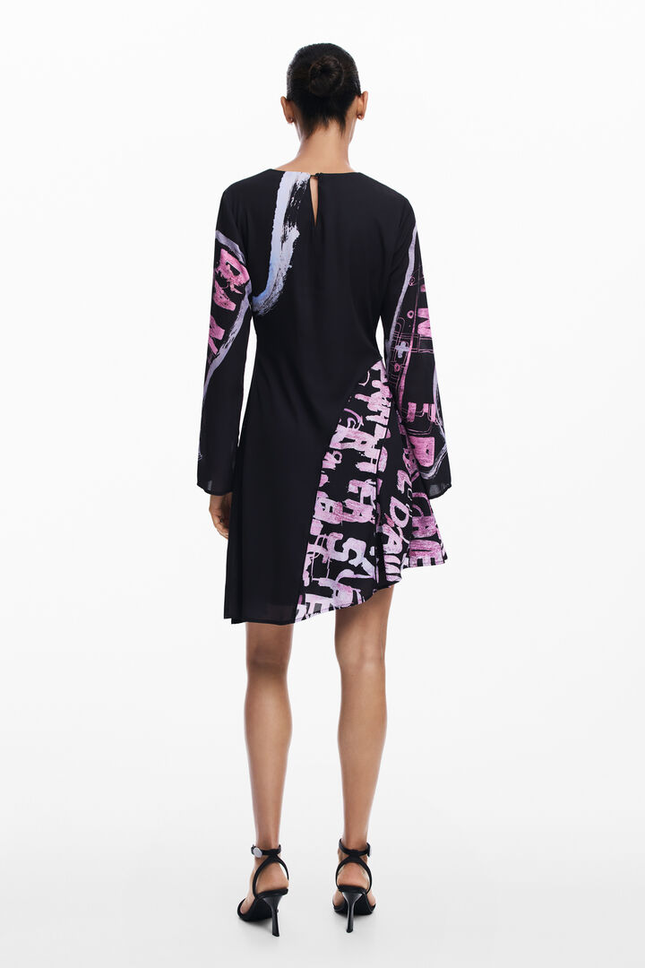 Asymmetric short dress with letters | Desigual