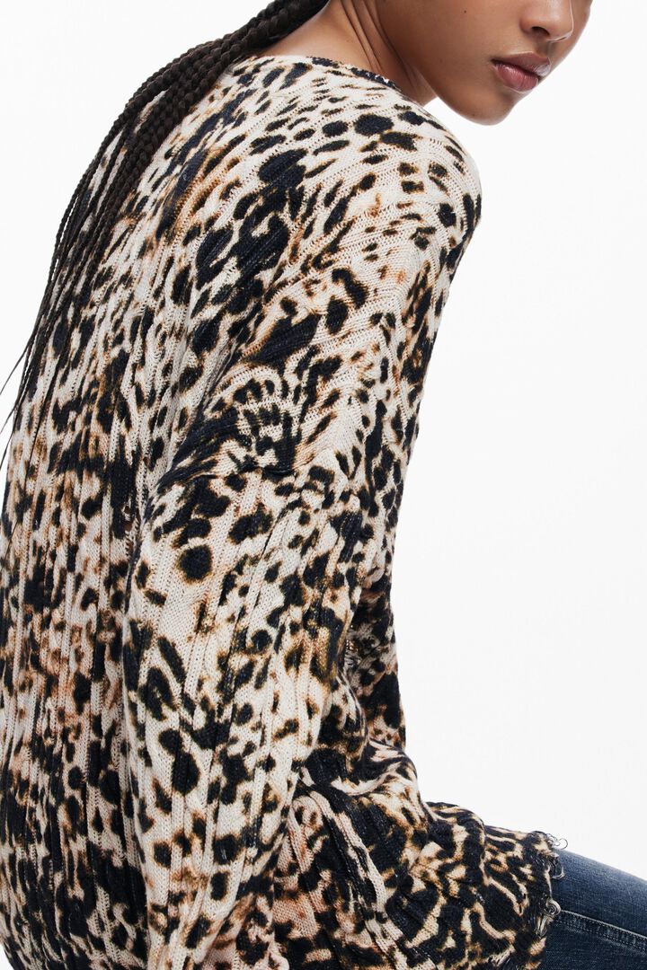 Su&eacute;ter animal print