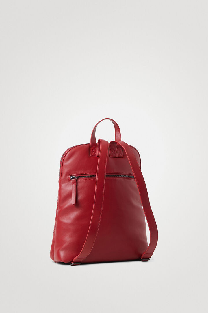 Padded backpack embroideries | Desigual