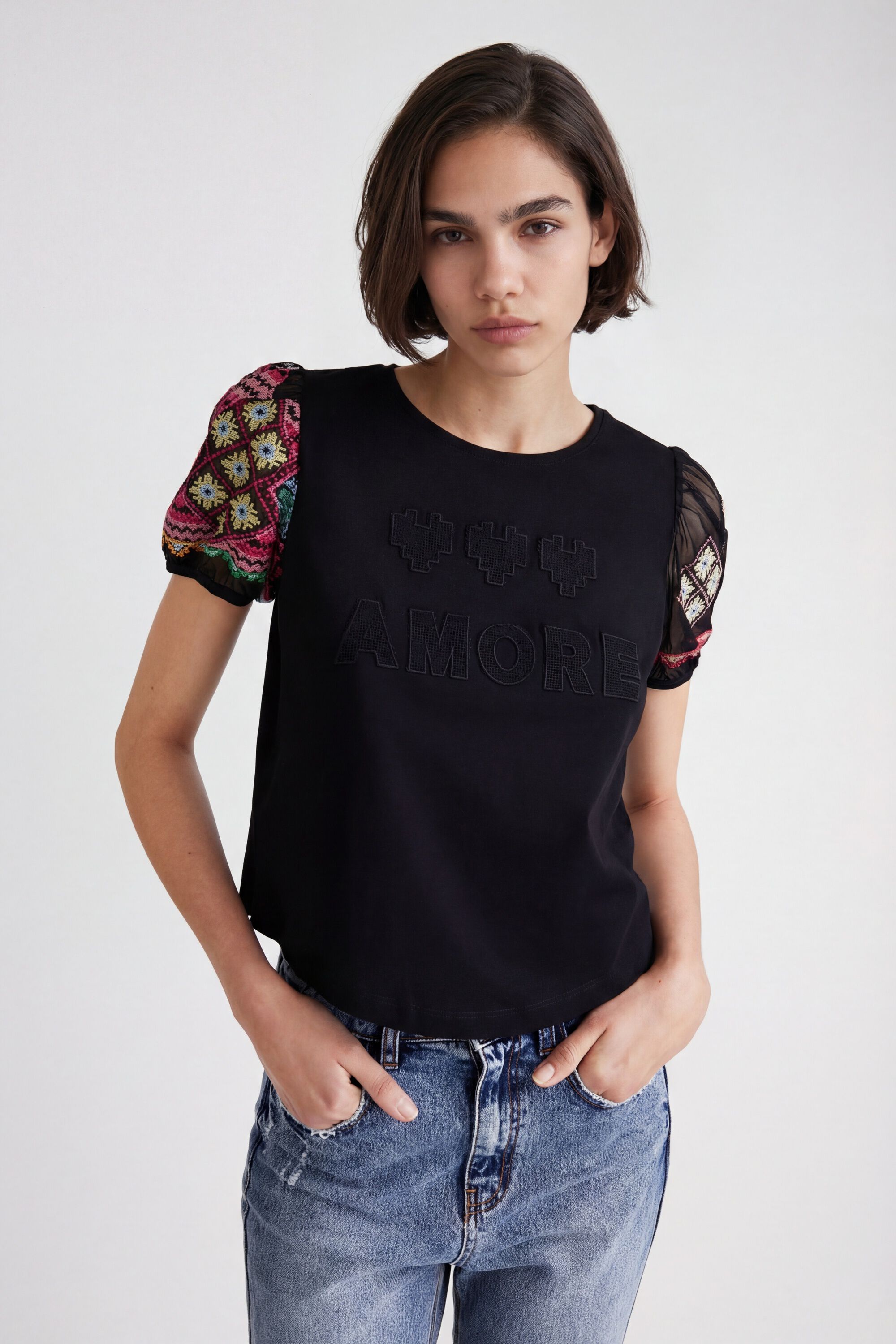 Desigual, Shirt mit bestickten Ärmeln, Schwarz, L