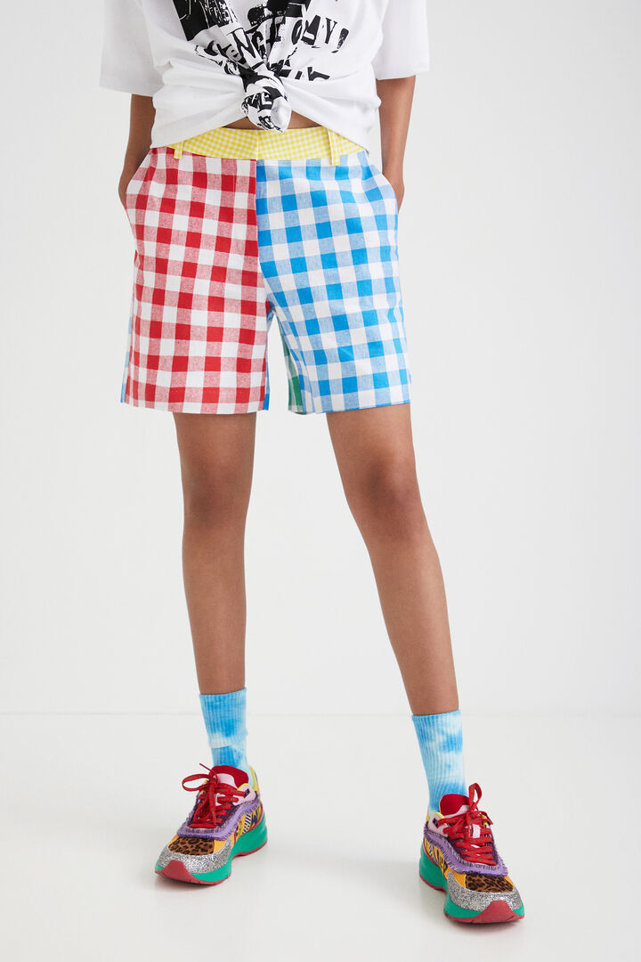 Pantalón corto cuadros Johnson Hartig | Desigual