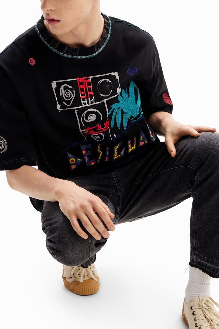 Desigual embroidered t-shirt. | Desigual