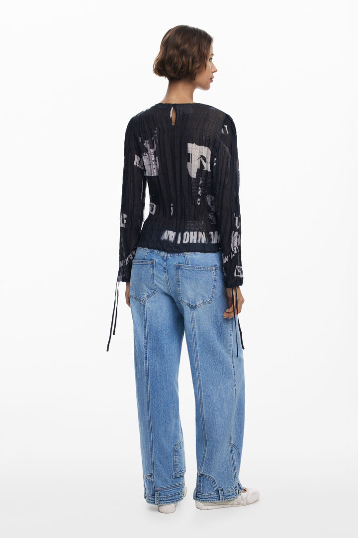 Blusa plissada jornal | Desigual