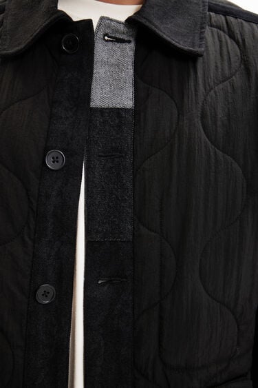 Pikowana kurtka koszulowa z patchworkowym nadrukiem | Desigual