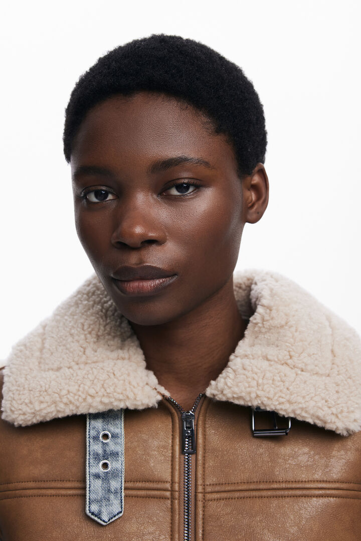 Veste combinée en peau lainée | Desigual