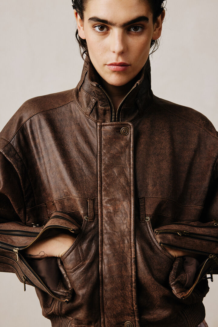 Veste en cuir avec zips studio | Desigual