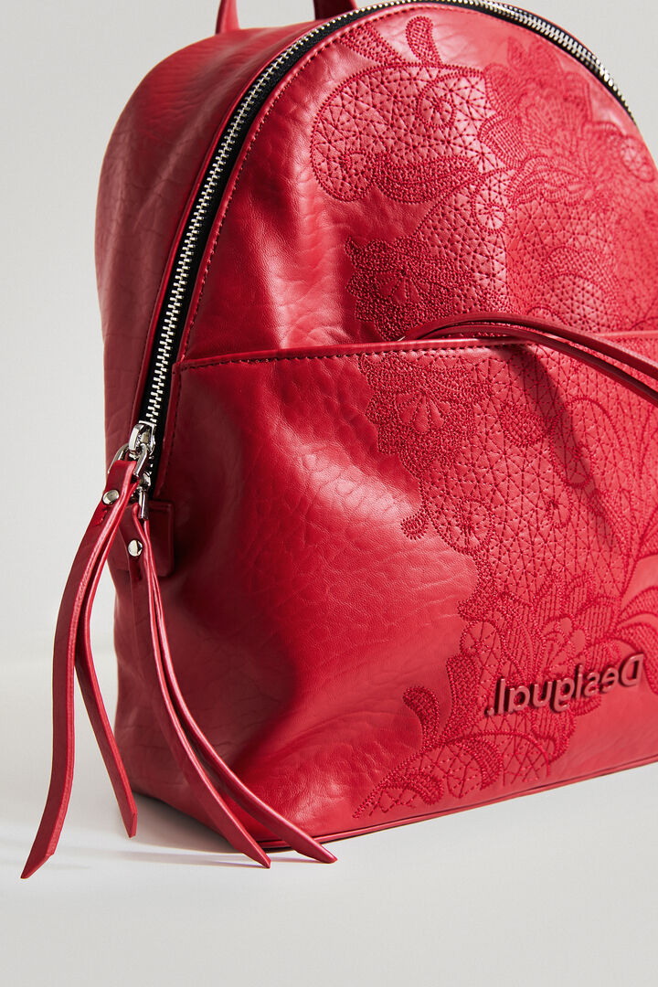 Mochila pequeña bordados | Desigual