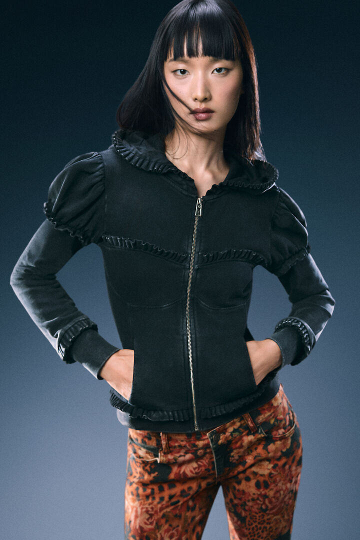 puff sleeve jacket
