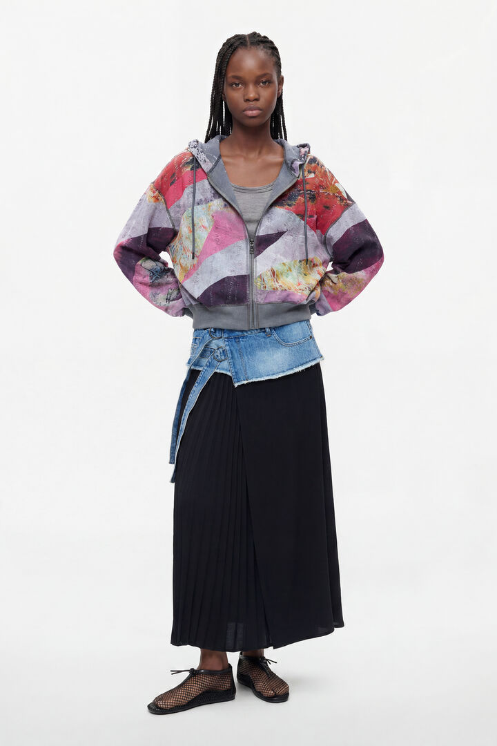 Sweatshirt revers&iacute;vel estampada