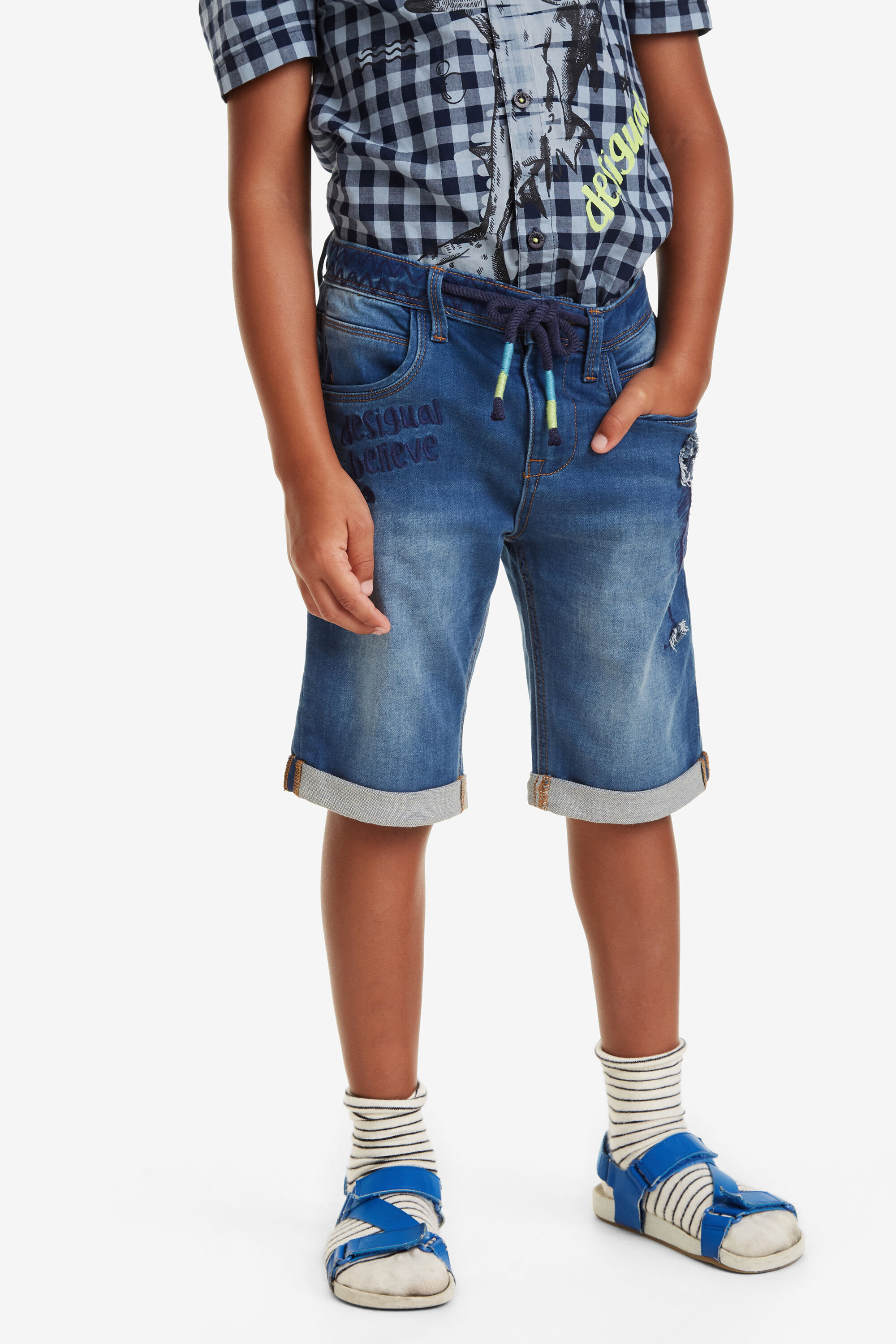 Desigual Bermuda Denim Met Borduursel Grey Blue 1314 desigual kopen in de aanbieding