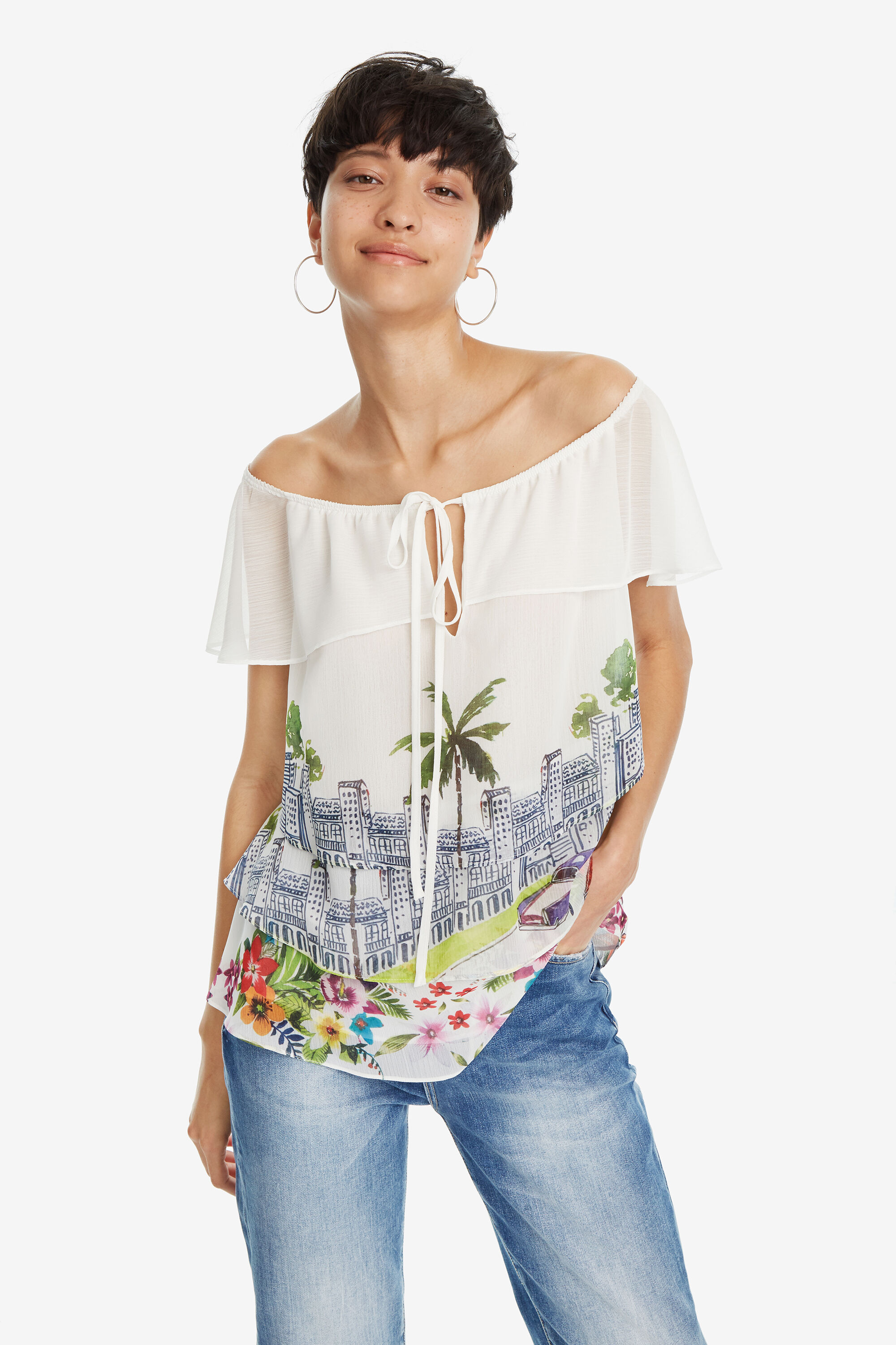 Desigual Witte Blouse Met Ruches Colette White Xxl desigual kopen in de aanbieding