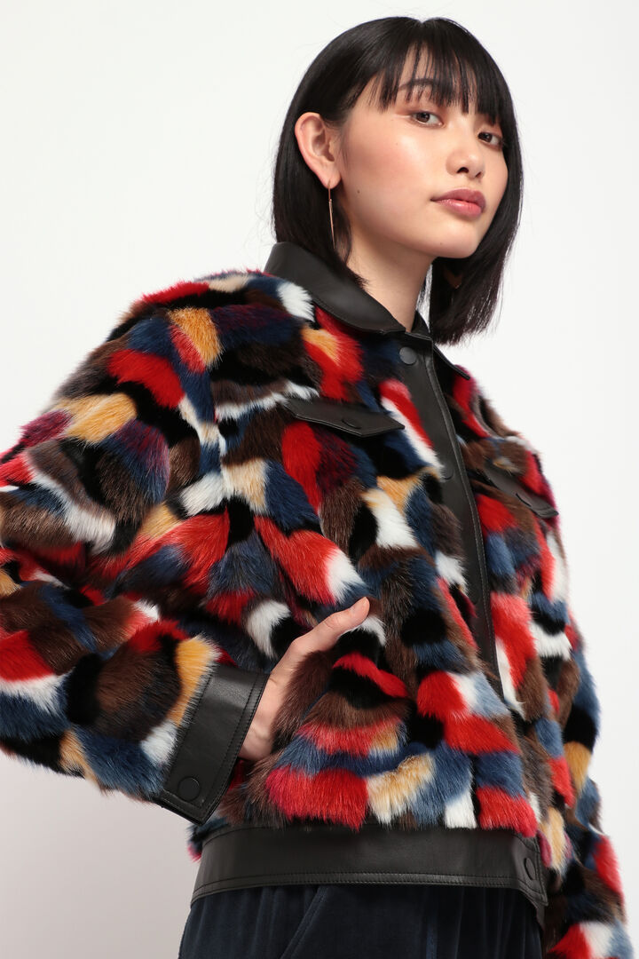 
ルーズ ファージャケット | Desigual